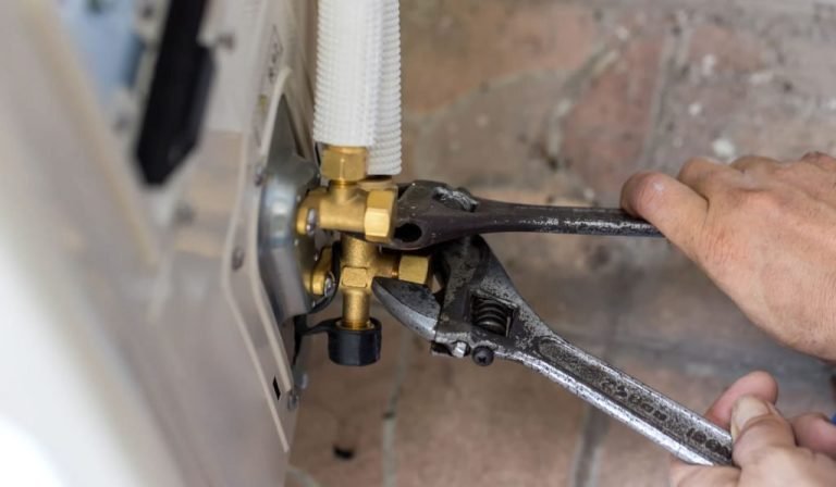 Can Air Conditioners Leak Gas? Understanding The Potential Risks