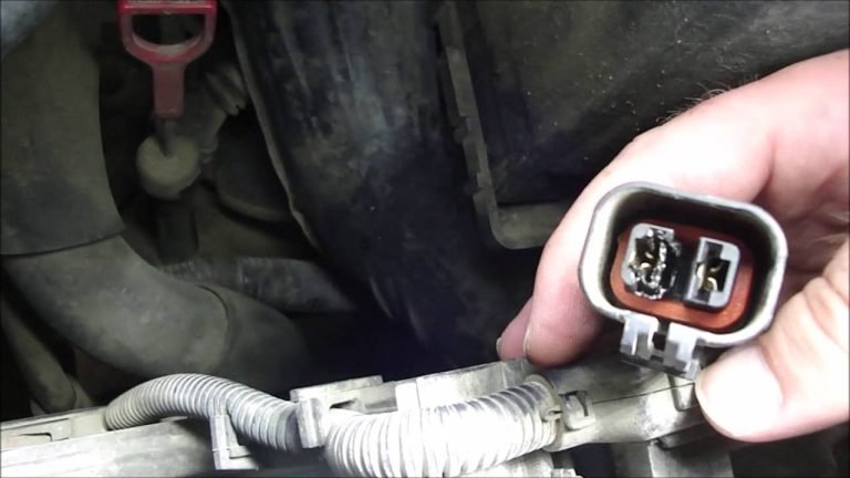 Troubleshooting Guide: 2013 Cadillac Xts Ac Blowing Hot Air – Expert Tips To Fix The Issue