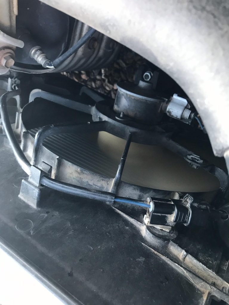 Radiator Fan Only Turns On When Ac Is On: Troubleshooting Guide